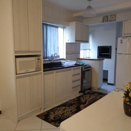 Otimo Apartamento Na Praia Dos Ingleses Gaivotas 70M Do Mar Florianopolis Luaran gambar